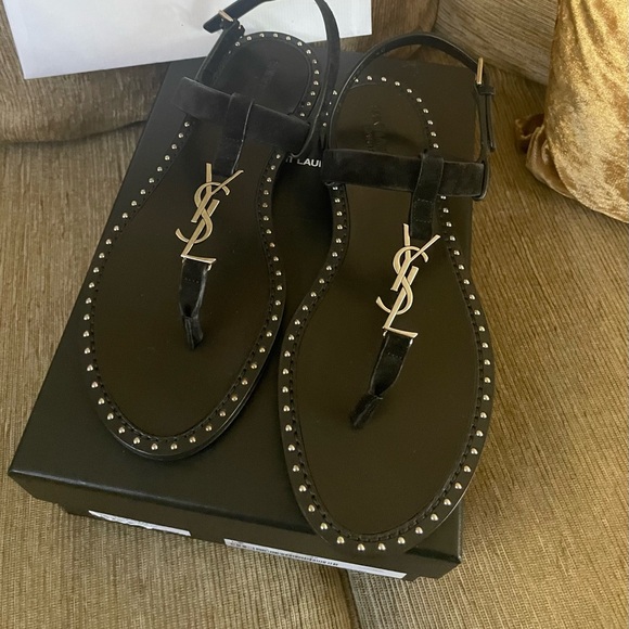 YSL Black Suede Cassandra thong flats with Silver hardware - Picture 5 of 6